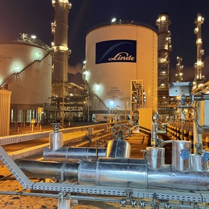 公司承建的液氮低温罐项目