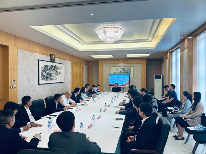 常华大使出席在沙中资机构纪念中国人民抗日战争暨世界反法西斯战争胜利80周年座谈会